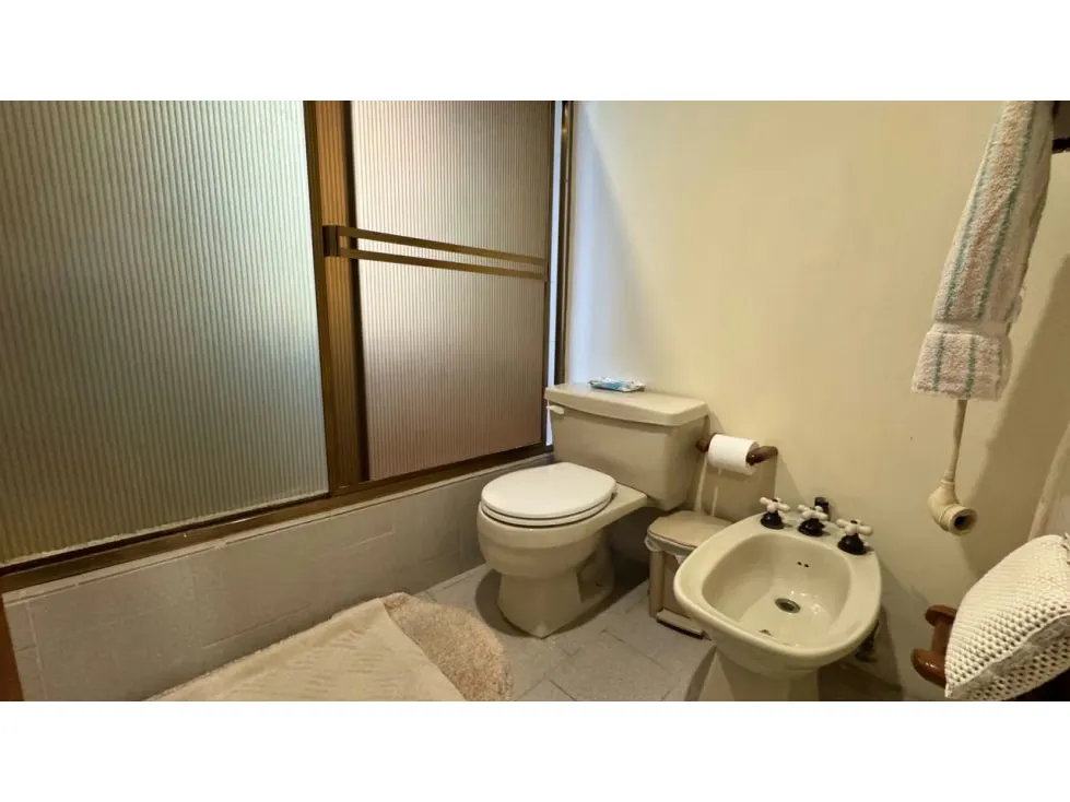 Vendo casa 800m2 La Lagunita 4222 - 23
