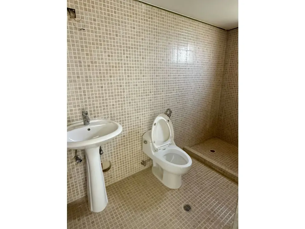 En Venta Apartamento en Los Dos Caminos. Sucre - Caracas - 5