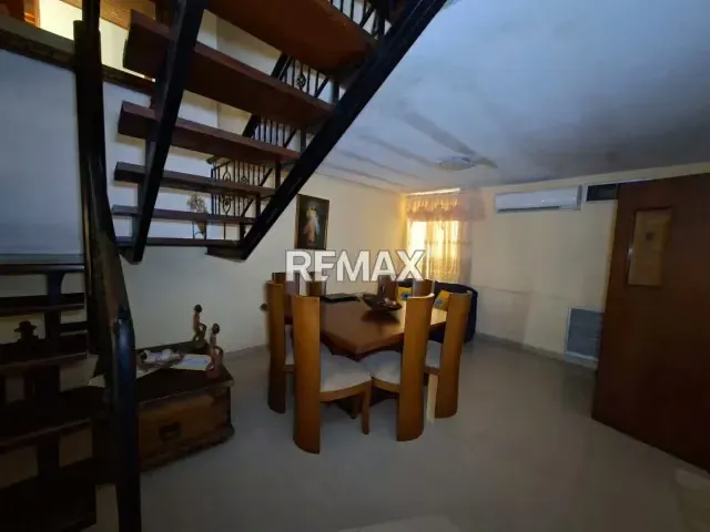 CASA EN VENTA EN LOS PINOS ZONA OESTE - 3