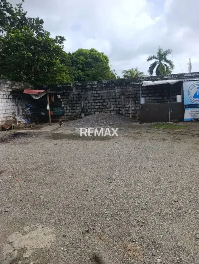 En Venta Casa con amplio Terreno en zona comercial, pleno Corredor Vial, Guanare, entre carreras 12 y 13, Guanare, Portuguesa, Venezuela - 8