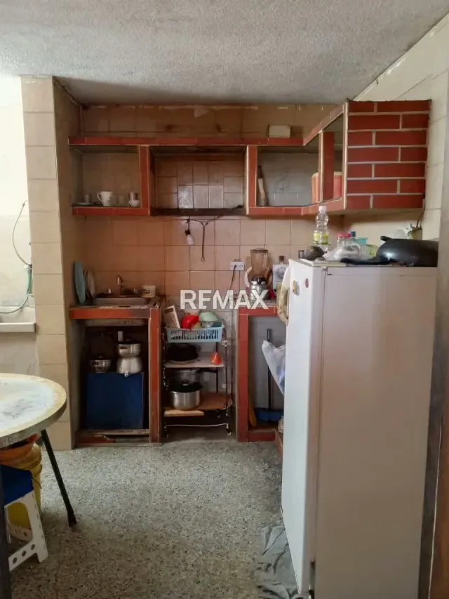Apartamento en venta en Urb. Sucre - 13