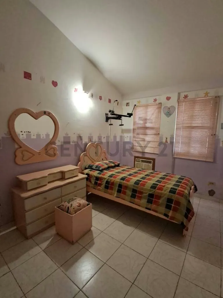 Alquiler de amplia Casa en Urb, Cantarrana-Anaco - 10