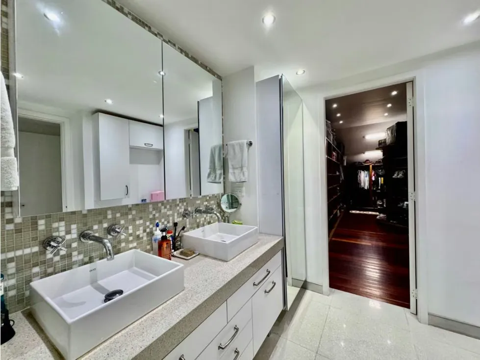 Se vende apto 365m2 +85m2 terraza 3h+s+ch/6b/4p Colinas de Valle Arrib - 21
