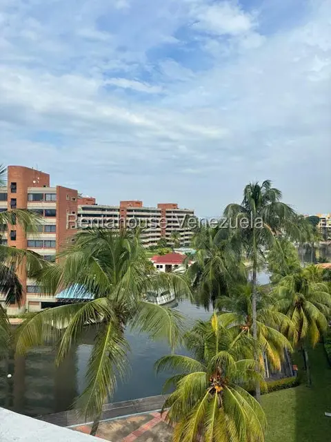 Apartamento (1 Nivel) en Alquiler en Av Americo Vespucio, Anzoategui - 20