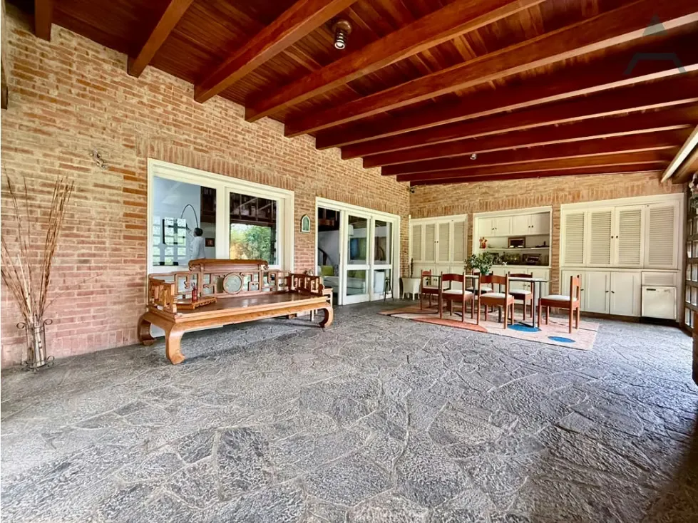 Se vende casa 2058m² 4h+2s/3b+s/8p Cerro Verde - 10