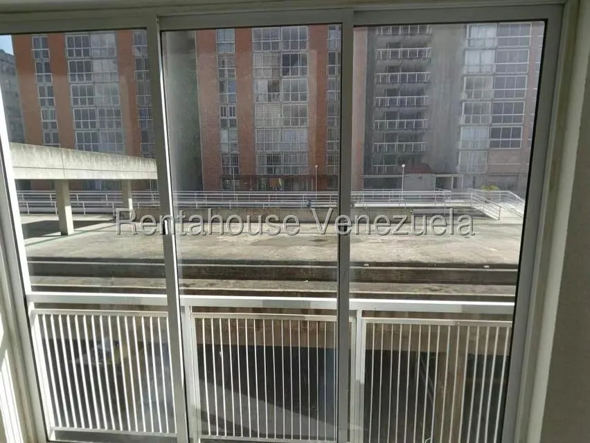Apartamento (1 Nivel) en Alquiler en El Encantado, Distrito Metropolitano - 12