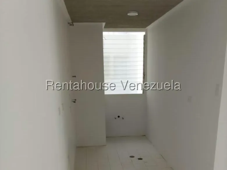 Apartamento (1 Nivel) en Alquiler en El Encantado, Distrito Metropolitano - 16