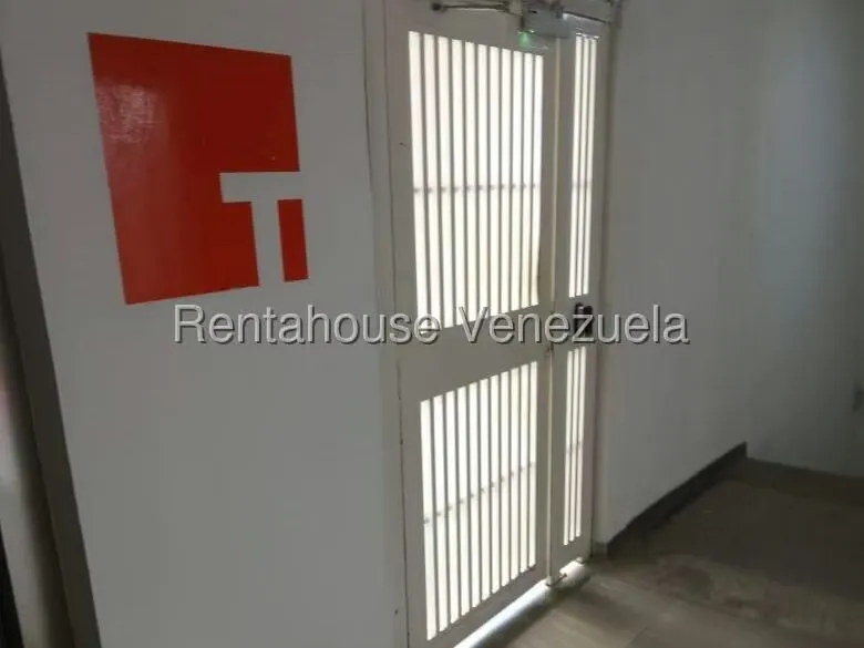 Apartamento (1 Nivel) en Alquiler en El Encantado, Distrito Metropolitano - 29