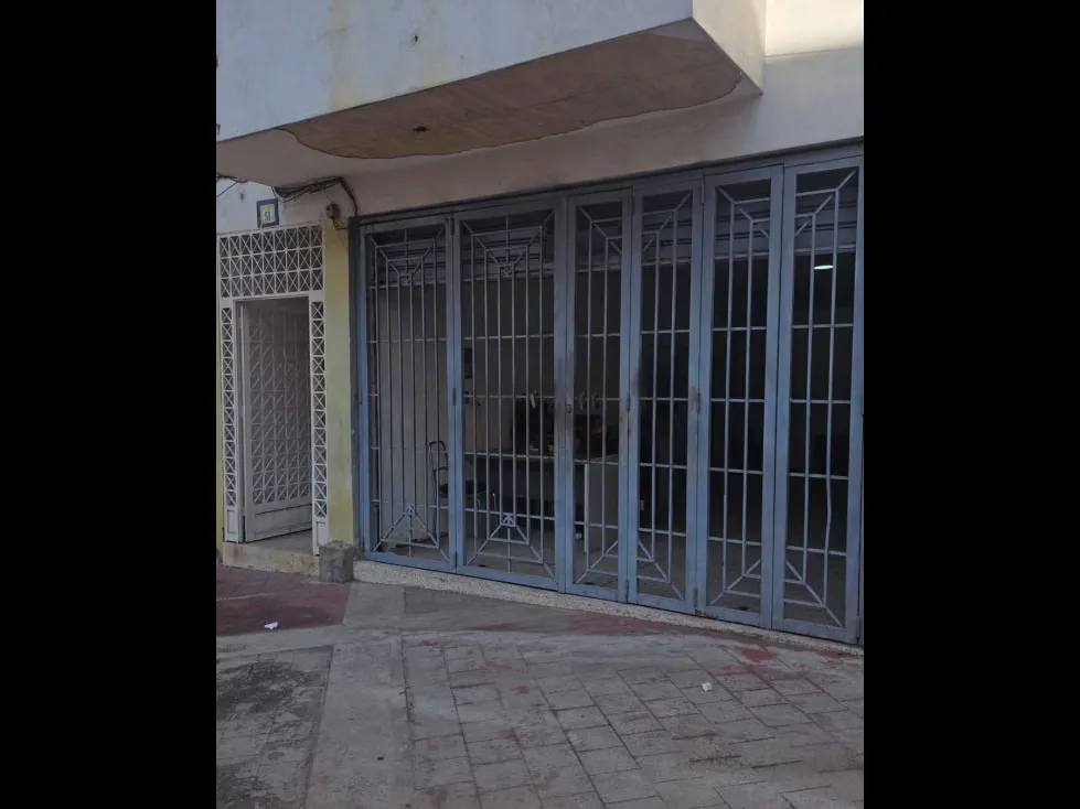 Local en Alquiler a Pie de Calle en Altagracia. - 2