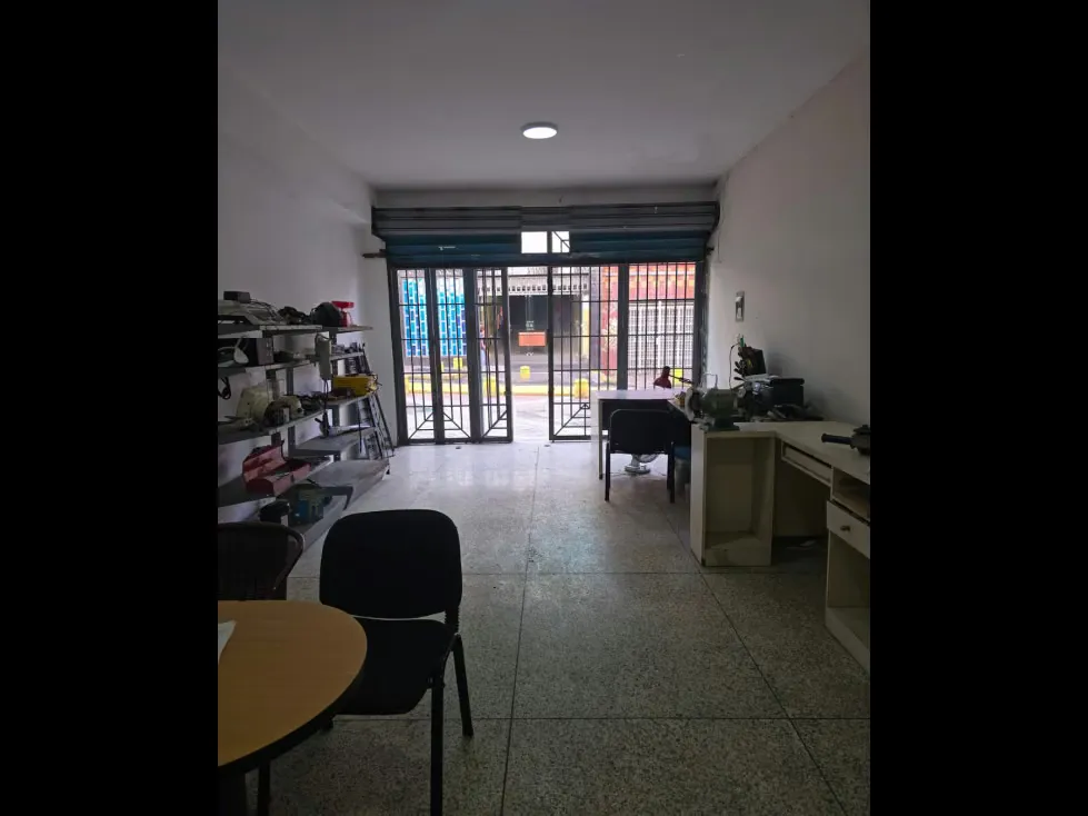 Local en Alquiler a Pie de Calle en Altagracia. - 4