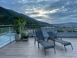 View 18
