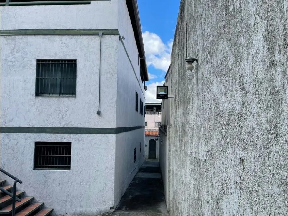 Se vende casa 1250m2 Las Acacias 2755 - 3