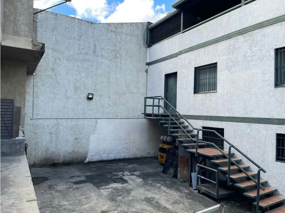 Se vende casa 1250m2 Las Acacias 2755 - 4