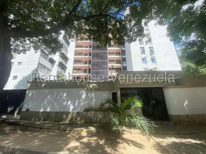 Apartamento (1 Nivel) en Alquiler en Sabana Larga, Carabobo - 2