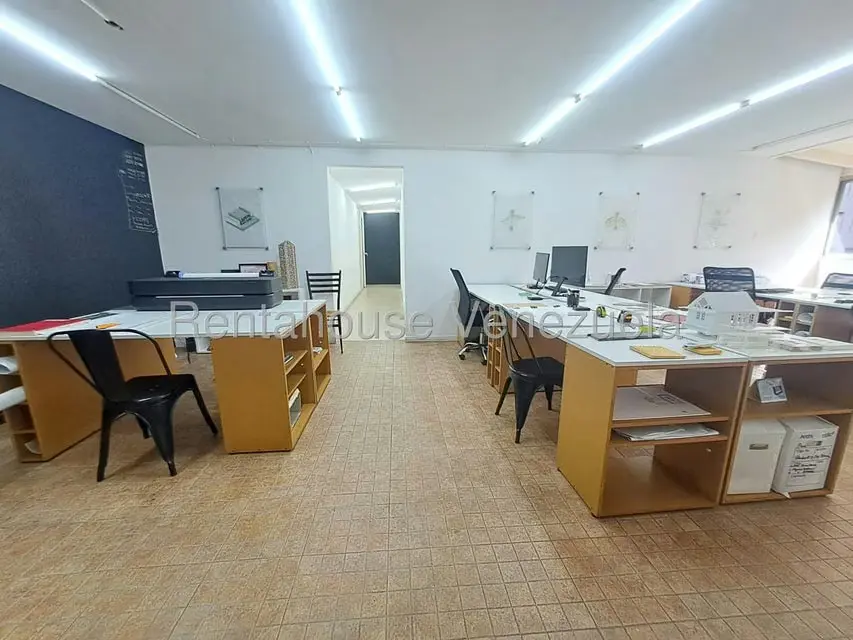 Oficina en Alquiler en Los Palos Grandes, Distrito Metropolitano - 7