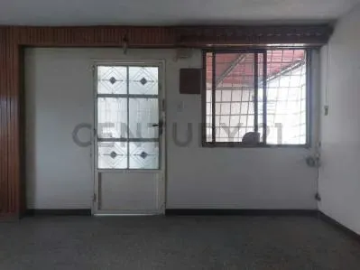 Apartamento en venta, Las Acacias, Maracay, Aragua - 2