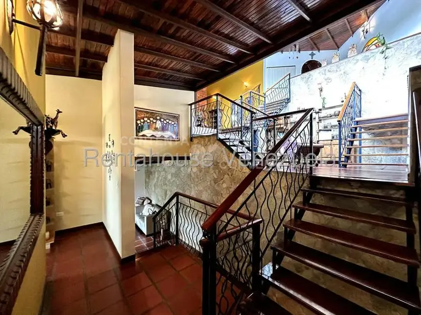 Casa (Multipes Niveles) en Venta en Pan de Azucar, Miranda