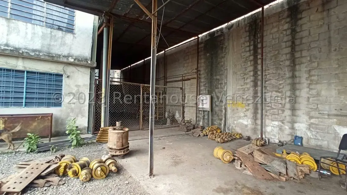 Local Comercial en Venta en Zona Industrial 1, Lara - 16
