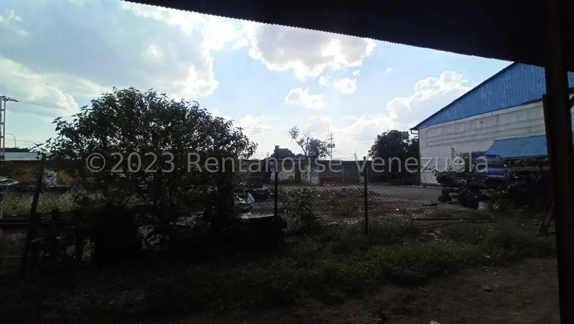 Local Comercial en Venta en Zona Industrial 1, Lara - 20