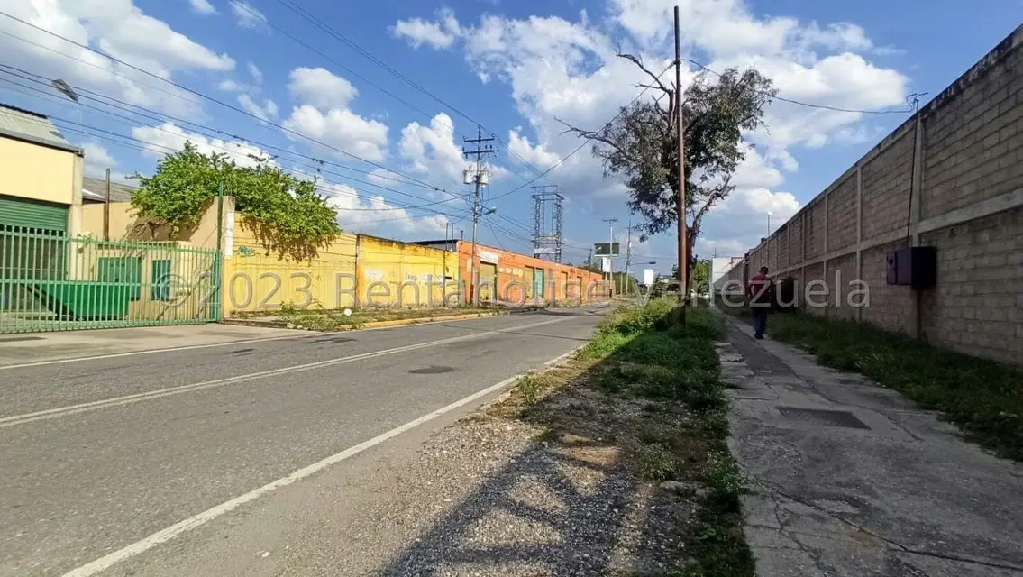 Local Comercial en Venta en Zona Industrial 1, Lara - 29