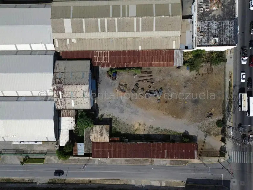 Local Comercial en Venta en Zona Industrial 1, Lara - 34