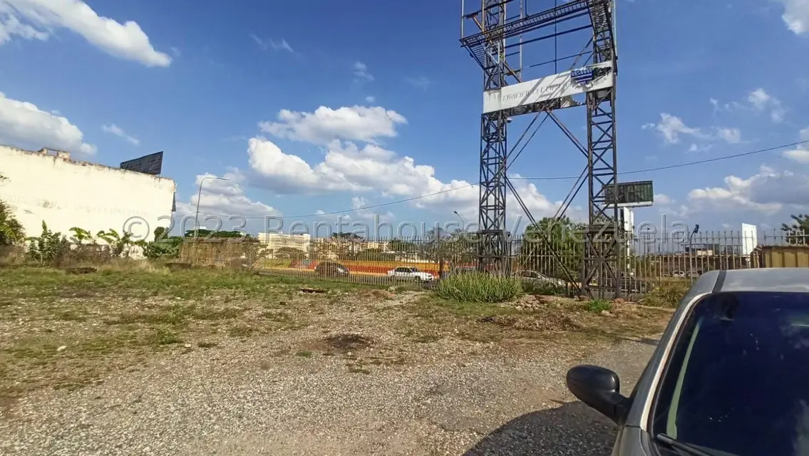 Local Comercial en Venta en Zona Industrial 1, Lara - 9
