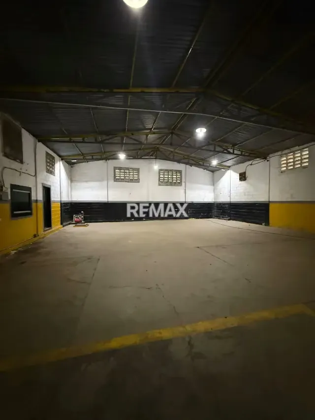 GALPÓN EN VENTA SECTOR LA MACANDONA ZONA OESTE MARACAIBO - 3