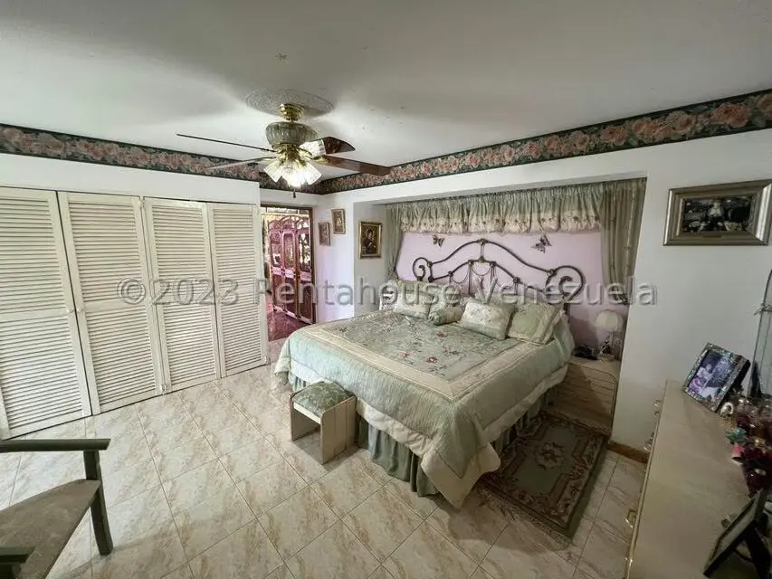 Apartamento (Penthouse) en Venta en Los Naranjos del Cafetal, Distrito Metropolitano - 26