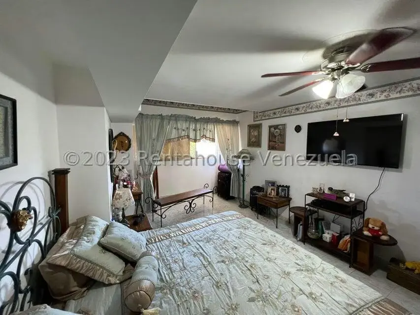 Apartamento (Penthouse) en Venta en Los Naranjos del Cafetal, Distrito Metropolitano - 31