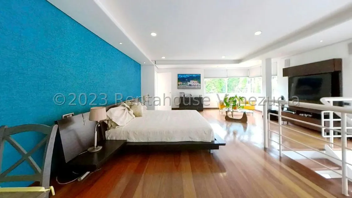 Casa (Duplex) en Venta en Valle Arriba, Distrito Metropolitano - 18