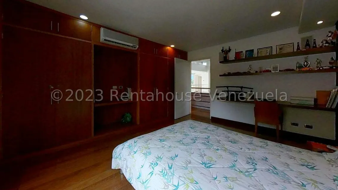 Casa (Duplex) en Venta en Valle Arriba, Distrito Metropolitano - 20