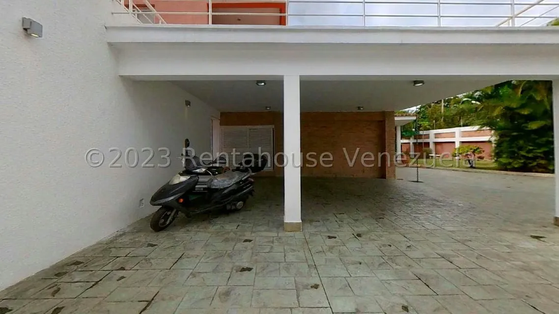 Casa (Duplex) en Venta en Valle Arriba, Distrito Metropolitano - 41