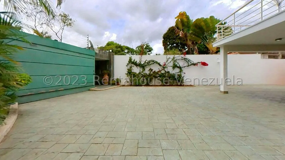 Casa (Duplex) en Venta en Valle Arriba, Distrito Metropolitano - 43