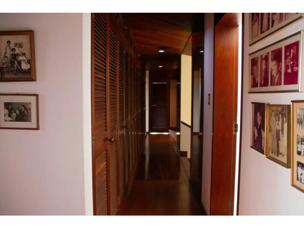 Se Vende Casa 870 M2 en la Urbanización El Volcán - 15