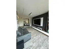 View 5