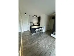 View 10