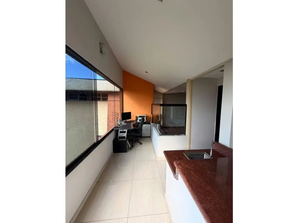 Se vende Casa en Cerro Verde - 32