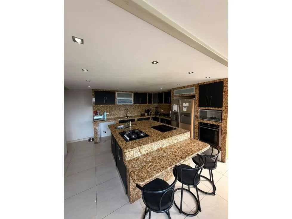 Se vende Casa en Cerro Verde - 35
