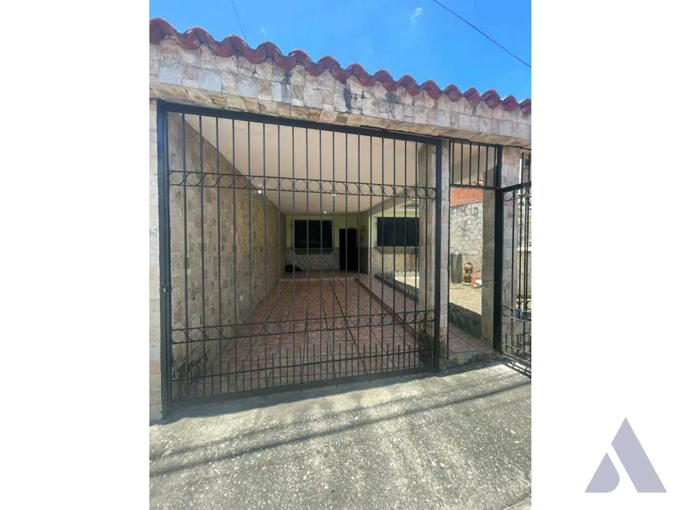 Vendo casa 150m2 El Ingenio Guatire 3401 - 3