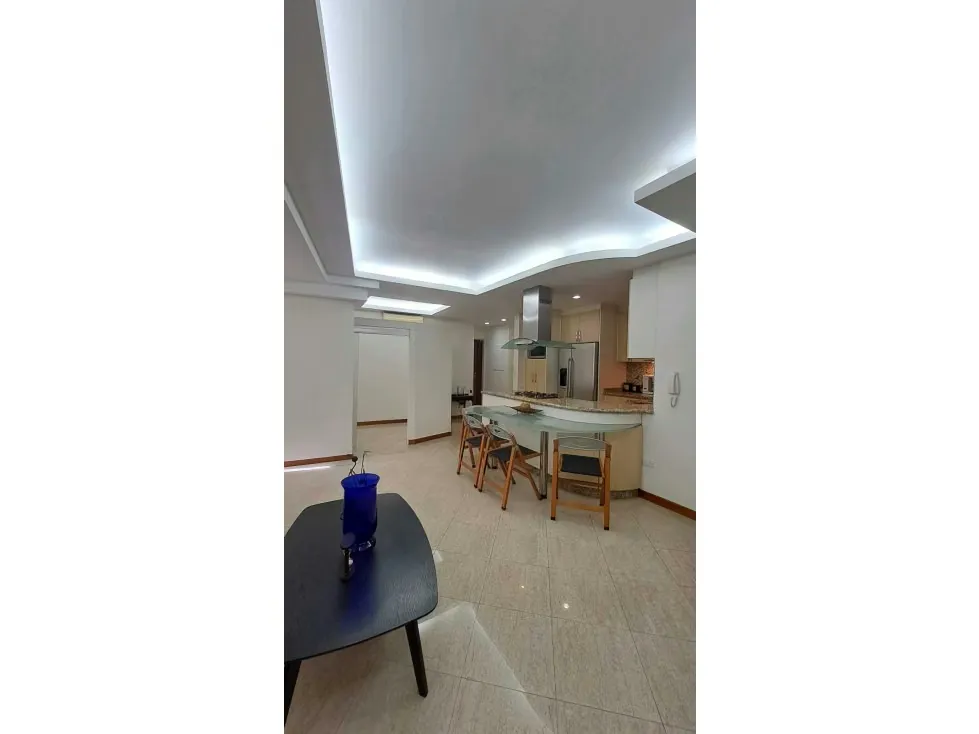 Se alquila apartamento 70m2 Campo Alegre 4758 - 4