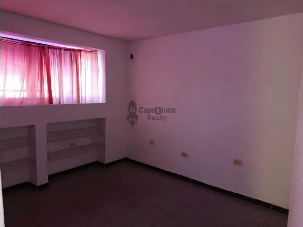 **Alquiler Local Comercial en Residencias El Viñedo** - 5
