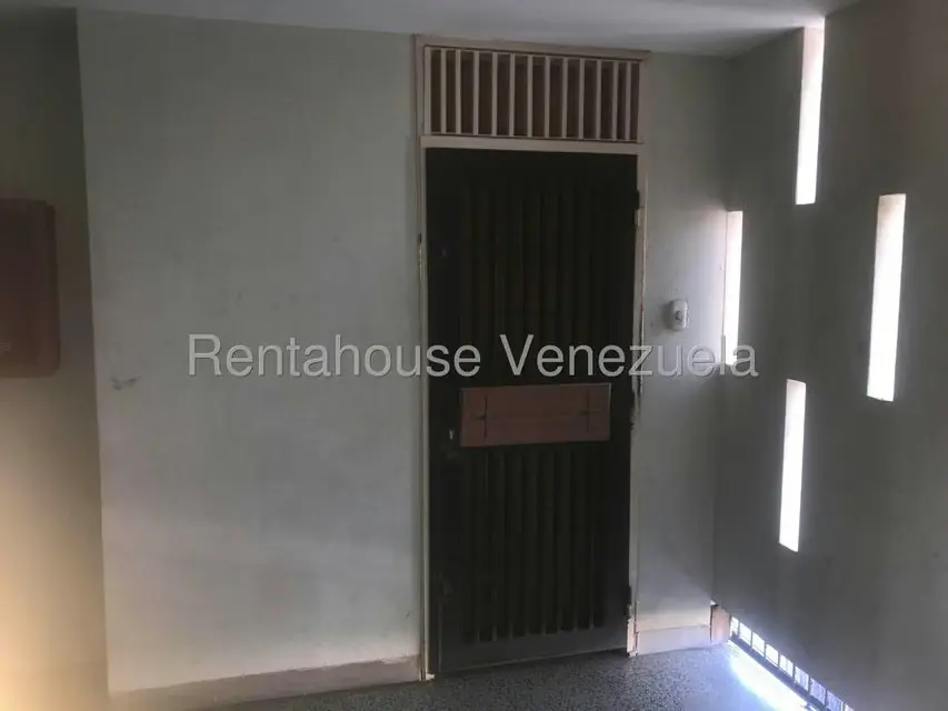 Oficina en Alquiler en Avenida Bella Vista, Zulia - 3