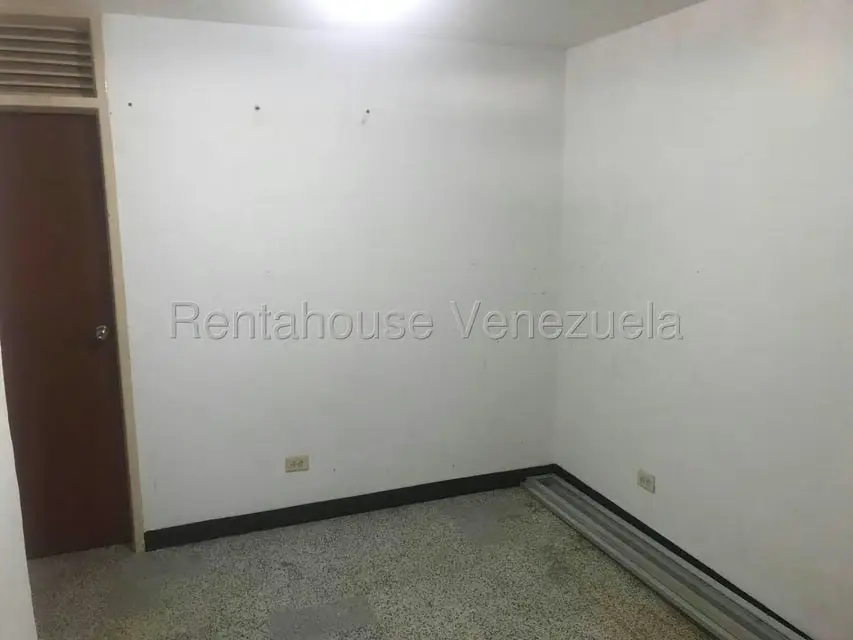 Oficina en Alquiler en Avenida Bella Vista, Zulia - 7