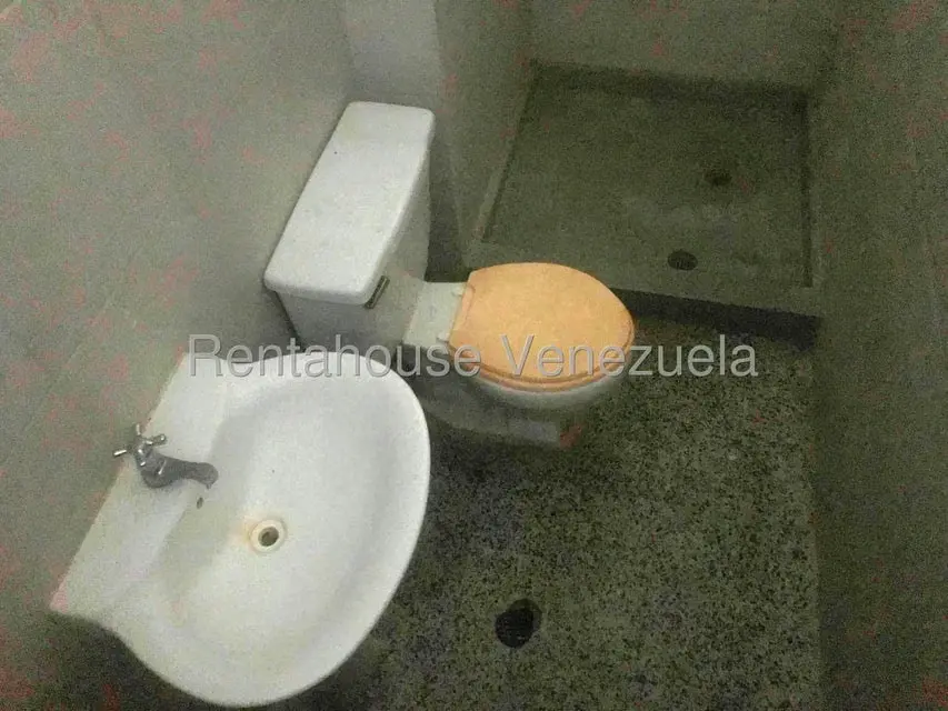 Oficina en Alquiler en Avenida Bella Vista, Zulia - 9