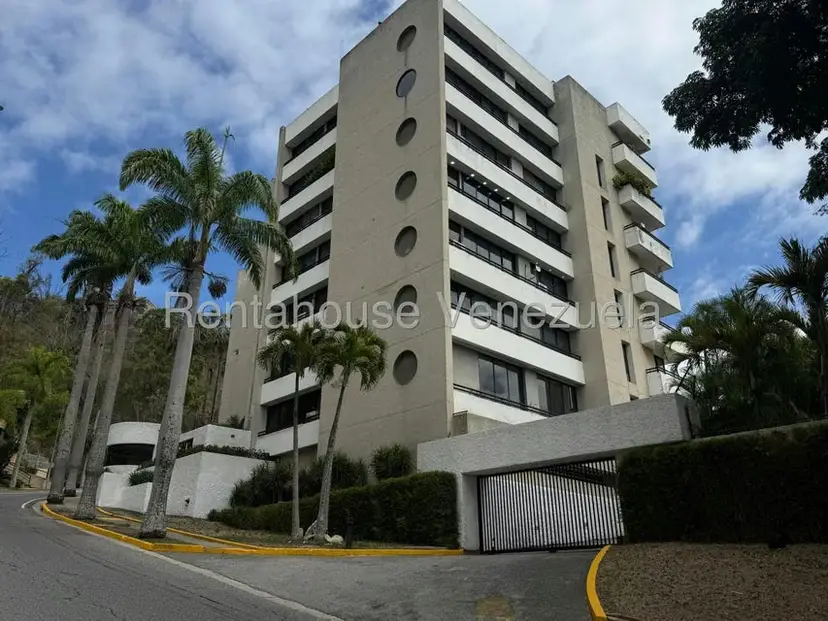 Apartamento (Penthouse) en Alquiler en Colinas de Valle Arriba, Distrito Metropolitano