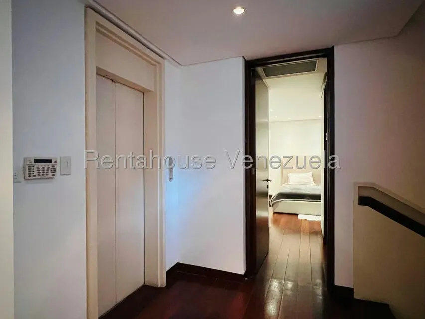 Apartamento (Multiples Niveles) en Venta en La Castellana, Distrito Metropolitano - 24