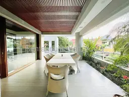 Vista 52