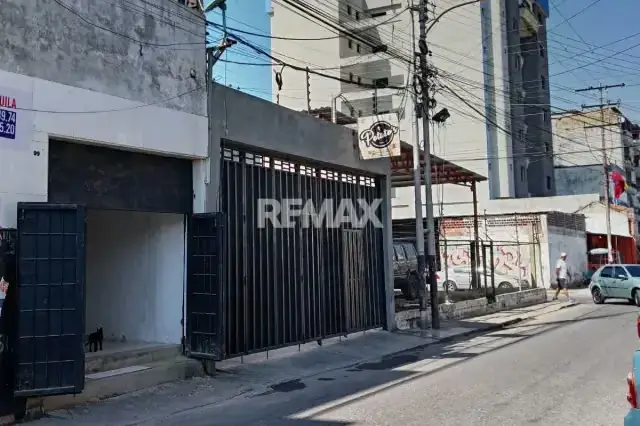 Local en alquiler Calle Páez con Libertad sector centro de Maracay