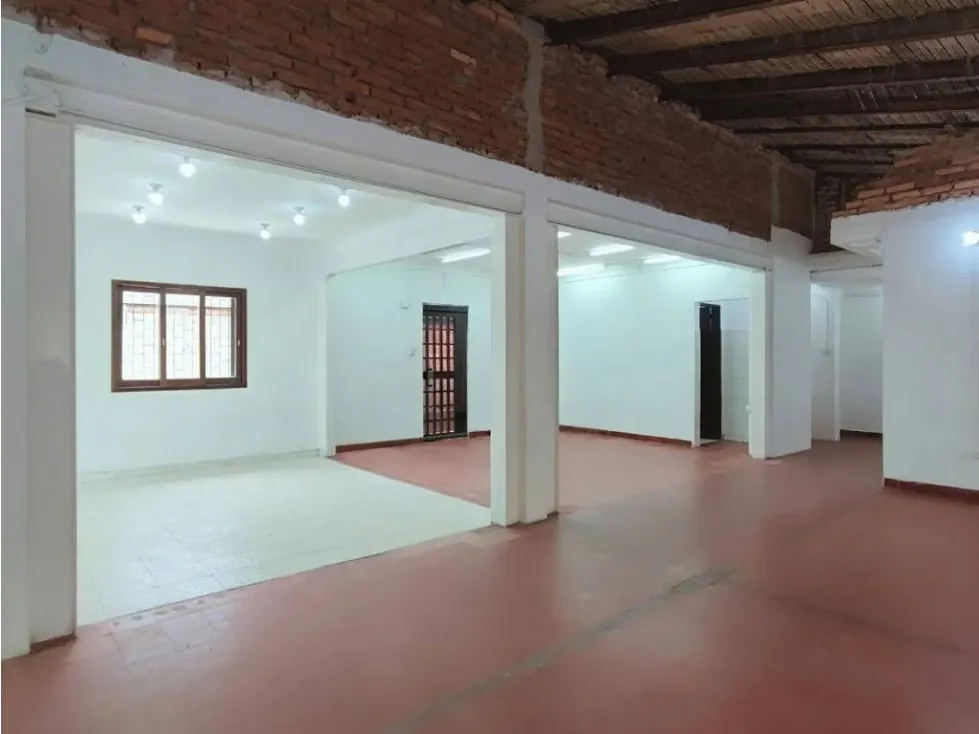 Alquilo casa comercial a nivel de calle 730m2 San Bernardino 8385 - 2