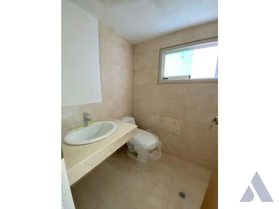 Vendo PB c/ jardin y terraza 102+109m2 La Lagunita 5300 - 24
